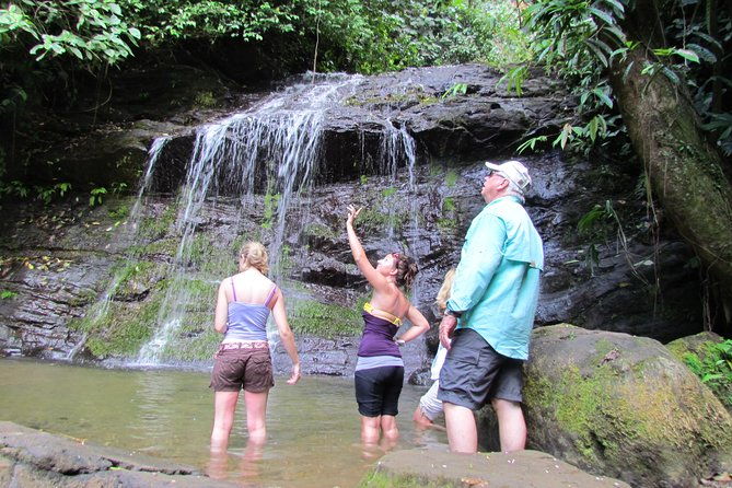 horseback-riding-and-waterfalls-from-manuel-antonio