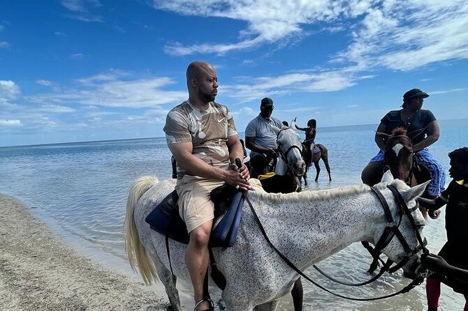 horseback-riding-in-the-ocean-from-ocho-rios-runaway-bay