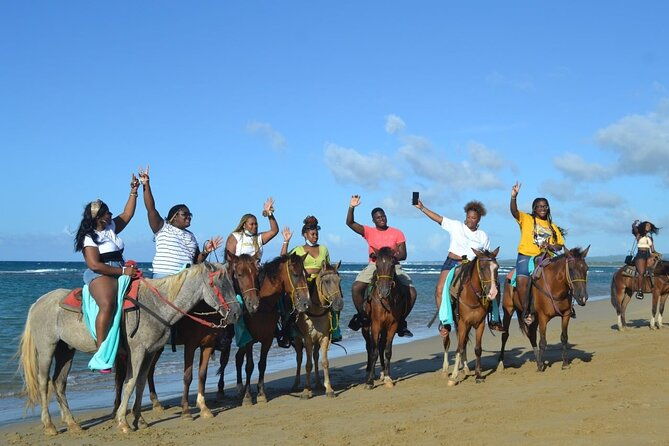 horseback-riding-on-puerto-plata