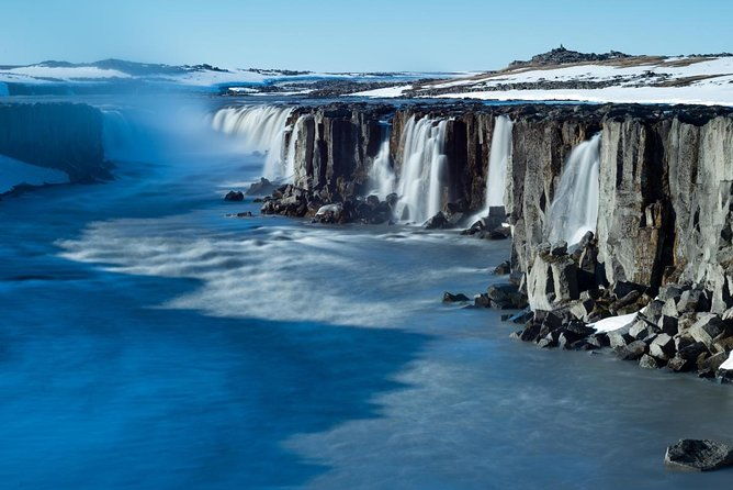 iceland-see-experience-it-all-in-9-days-1st-class-custom-tours