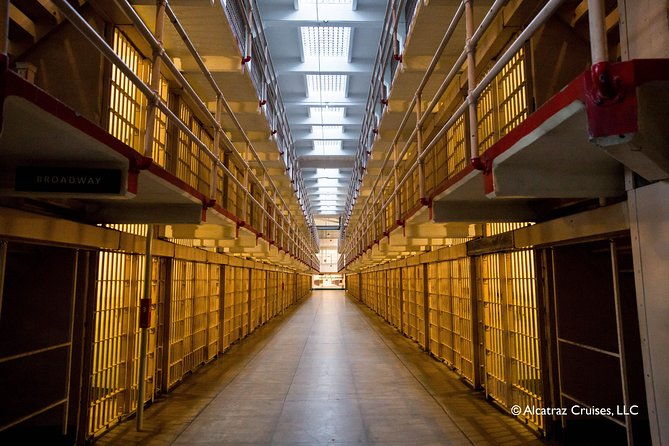 inside-alcatraz-tour-including-fishermans-wharf-lunch-credit-2
