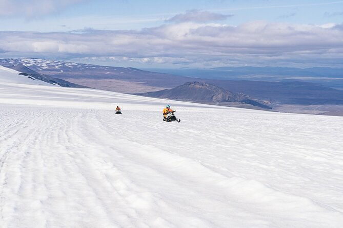 into-the-glacier-combo-snowmobiling-langjokull-ice-cave