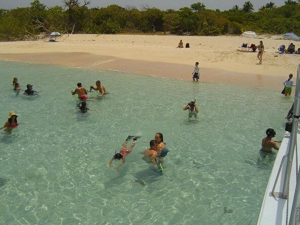 island-hopping-and-snorkeling-sailing-and-boat-tours-fajardo