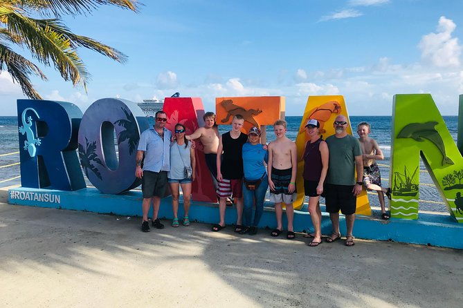 island-tour-monkeys-and-sloth-park-chocolate-rum-factory-beach