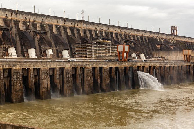 itaipu-hydroelectric-dam-tickets-included