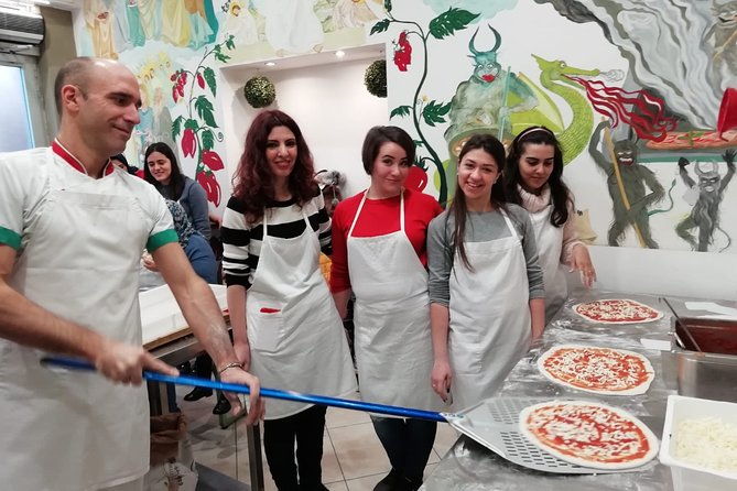 italian-pizza-cooking-class-with-chef-francesco-in-padova
