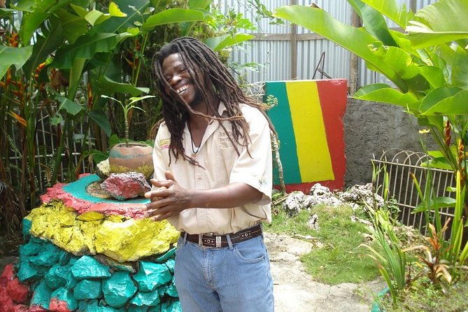 jamaica-combo-tour-dunns-river-falls-and-bob-marleys-nine-mile