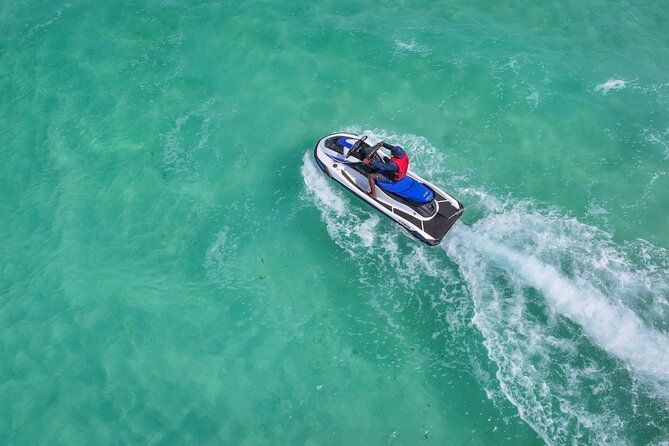 jet-ski-adventure-in-crystal-waters-of-turks-and-caicos