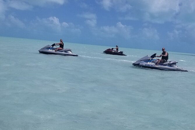 jet-ski-shipwreck-and-private-island-excursion