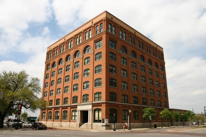 jfk-food-culture-walking-tour-with-food-tours-of-america-2