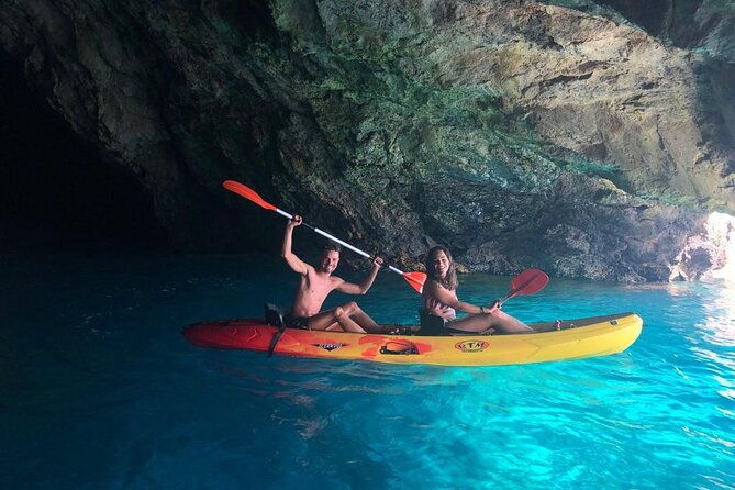 kayak-and-snorkeling-excursion-in-maro-cerro-gordo-cliffs