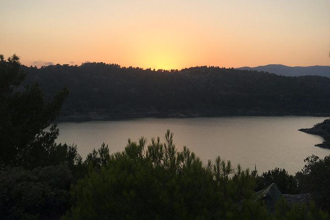 kayak-at-apolakkia-lake-2