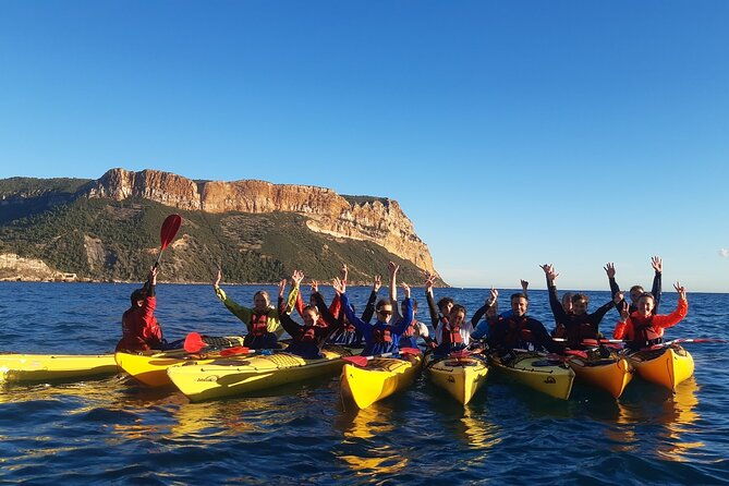 kayak-guided-tour-with-a-local-cassis-calanques-national-park
