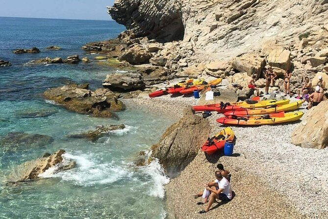 kayak-routes-through-the-coves-of-villajoyosa