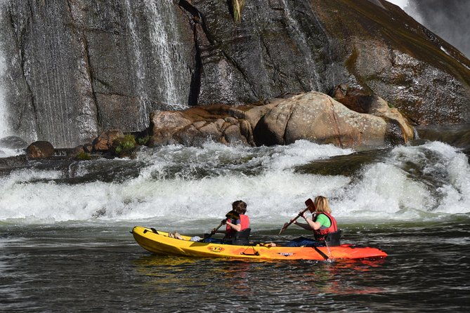 kayaking-in-ezaro-waterfall