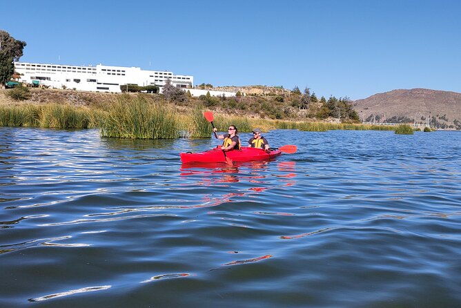 kayaking-uros-island-half-day