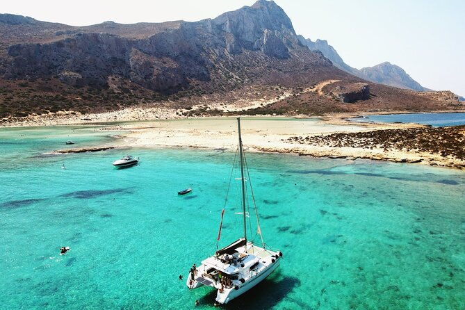 kissamos-balos-gramvousa-luxury-catamaran-sailing-cruise