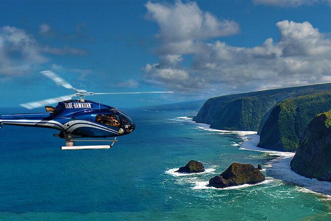 kohala-waterfalls-valleys-helicopter-tour