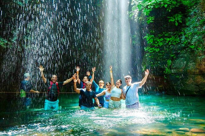 la-leona-waterfall-best-adventure-hike