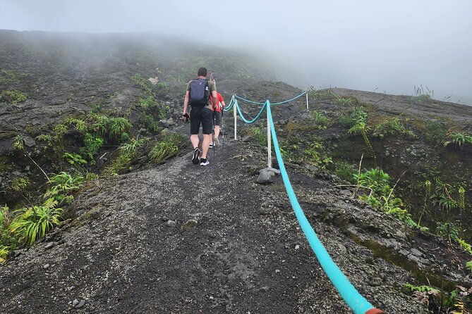 la-soufriere-volcano-adventure