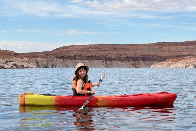 lake-powell-guided-kayak-and-water-antelope-canyon-tour-2