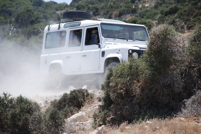 land-rover-akamas-blue-lagoon-jeep-safari