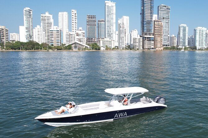 large-boat-rental-in-cartagena-de-indias