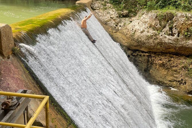 largest-natural-waterslide-river-hike-and-beach-tour-in-arecibo