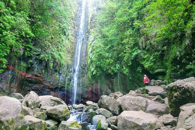 levada-waterfalls-hike-25-fountains-rabacal-risco-more-challenging-walk