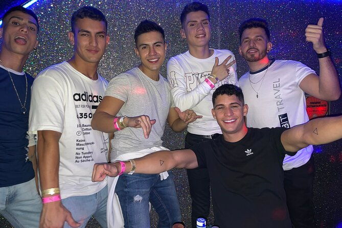 lgbtq-vip-party-night-tour-in-medellin-gay