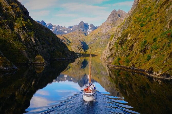 lofoten-islands-luxury-trollfjord-cruise-with-lunch-from-svolvaer-2