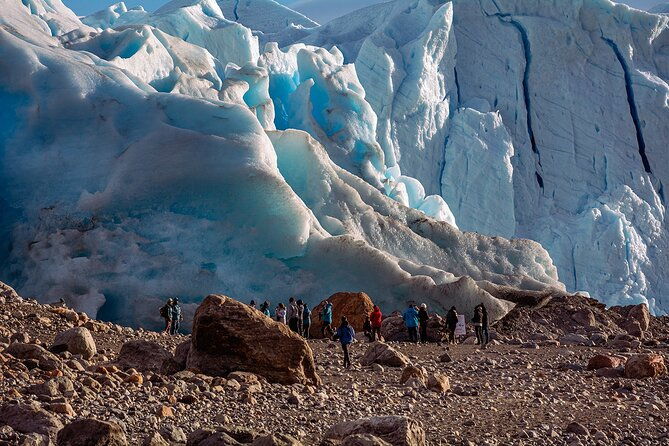los-glaciares-national-park-blue-safari