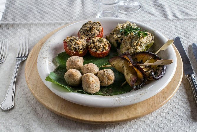 lunch-or-dinner-and-cooking-demo-at-a-locals-home-in-pescara