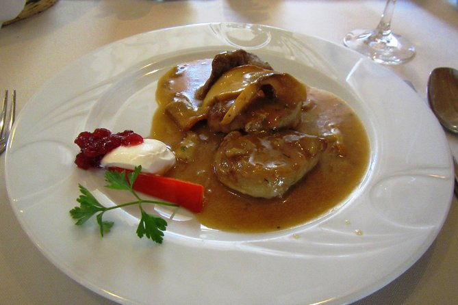 lunch-or-dinner-trip-to-a-typical-slovenian-restaurant