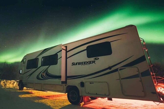 luxury-motorhome-aurora-chasing-tour-small-group-and-private