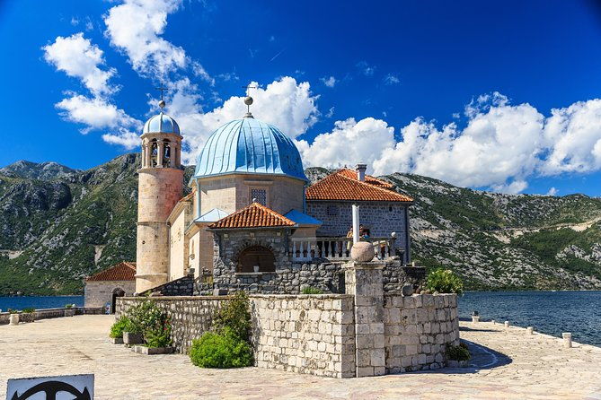 luxury-perast-with-our-lady-of-the-rocks-and-kotor-tour