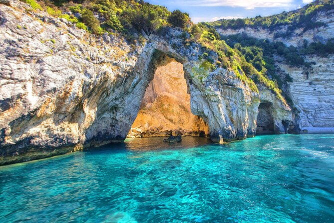 luxury-private-cruise-to-paxos-antipaxos-blue-caves-with-lunch