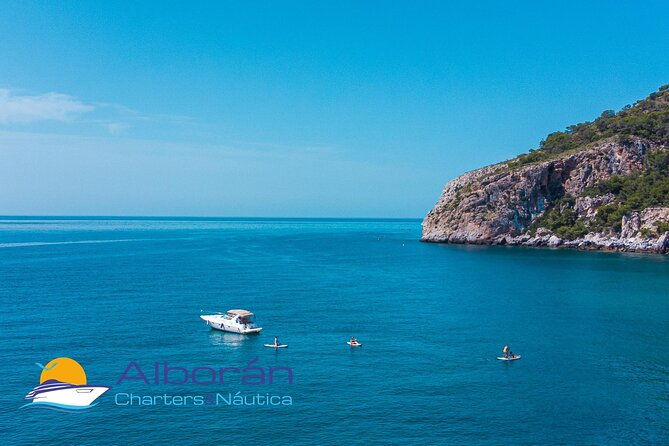 luxury-yatch-trips-open-bar-tapas-paddle-surf-snorkel-3