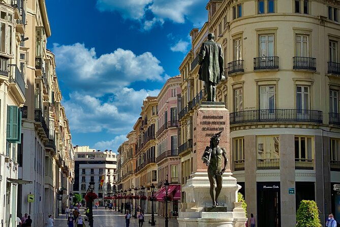 malaga-food-walking-tour-with-tapas-wine