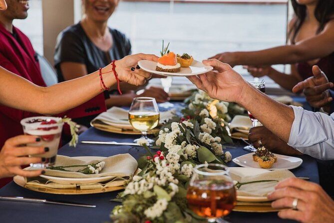 marina-del-rey-christmas-eve-buffet-brunch-cruise