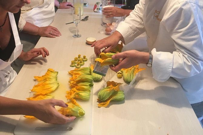 market-tour-and-cooking-class