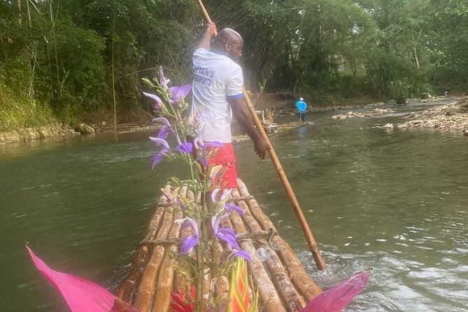martha-brae-river-bamboo-rafting-private-tour