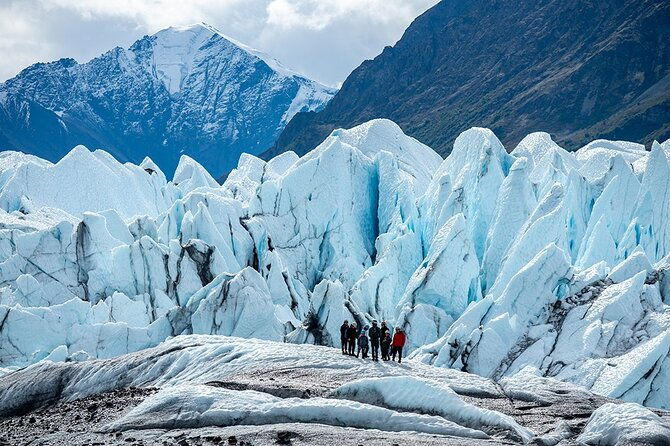 matanuska-glacier-hike-with-lunch-summer-winter