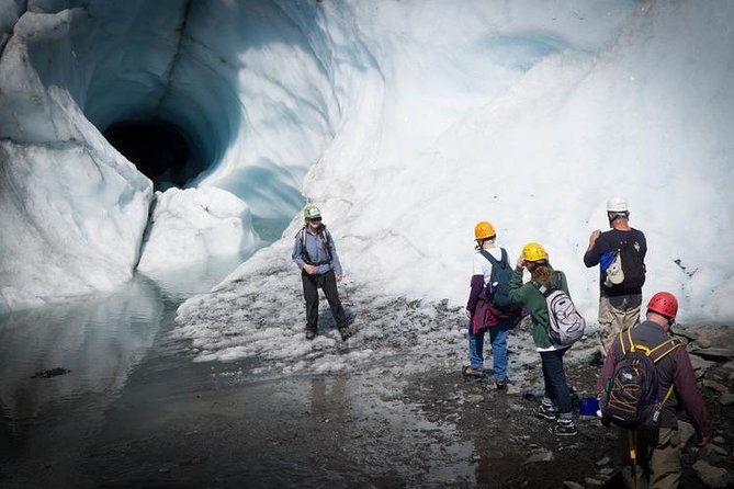 matanuska-glacier-ice-fall-trek