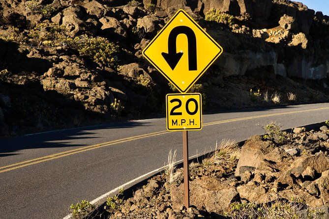maui-haleakala-self-paced-downhill-bike-tour-with-mountain-riders