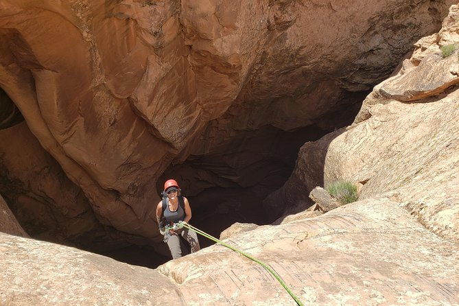 moab-canyoneering-and-packrafting-combo-2