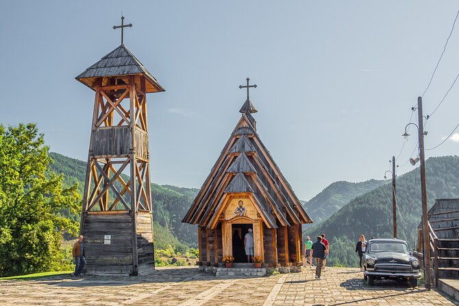 mokra-gora-sargan-eight-drina-river-house-day-tour-from-belgrade