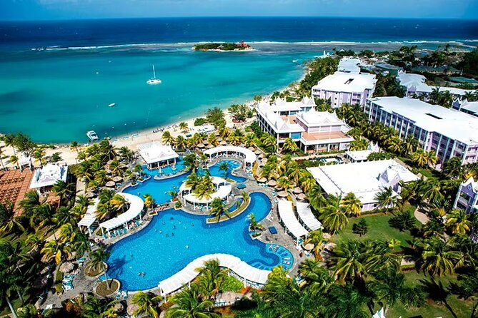 montego-bay-airport-and-riu-montego-bay-private-shuttle