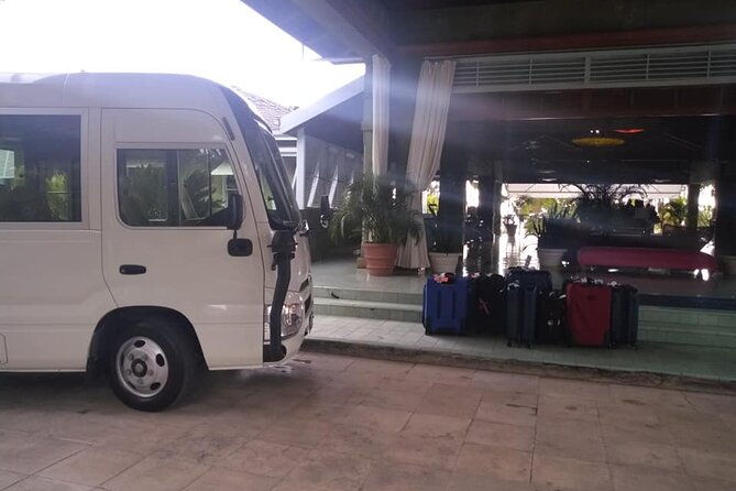 montego-bay-hotels-private-airport-transfer-to-sangster-international-mbj