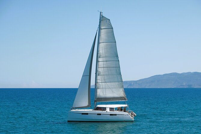 morning-catamaran-cruise-to-kleftiko-bay-milos